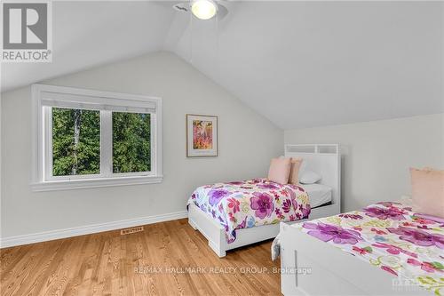 K - 4120 Riverside Drive, Ottawa, ON - Indoor Photo Showing Bedroom