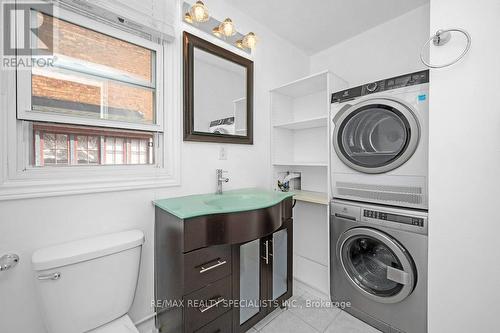 442 Mary Street, Hamilton, ON - Indoor Photo Showing Laundry Room