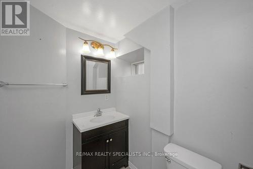 442 Mary Street, Hamilton, ON - Indoor Photo Showing Bathroom