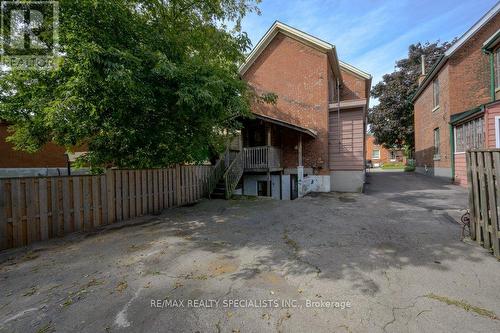 442 Mary Street, Hamilton, ON - Outdoor