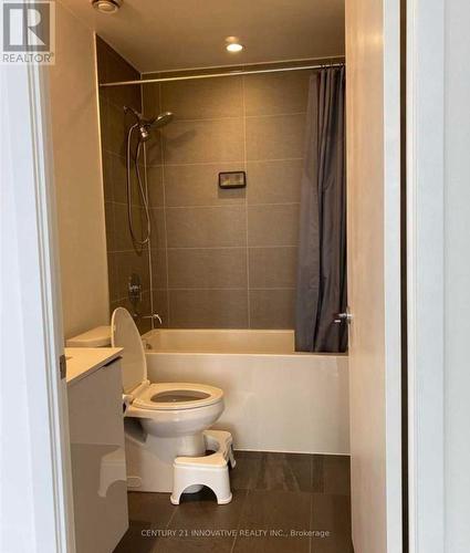 503 - 898 Portage Parkway, Vaughan, ON - Indoor Photo Showing Bathroom