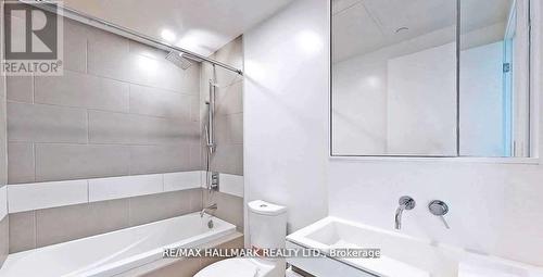 3114 - 197 Yonge Street, Toronto, ON - Indoor Photo Showing Bathroom