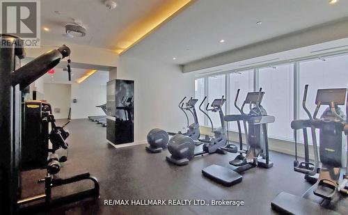 3114 - 197 Yonge Street, Toronto, ON - Indoor Photo Showing Gym Room