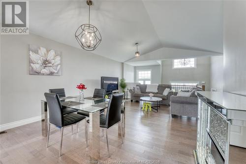 200 Lennox Avenue, Essex, ON - Indoor Photo Showing Dining Room