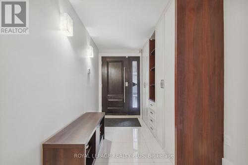 25 Janus Court, Toronto, ON - Indoor Photo Showing Other Room