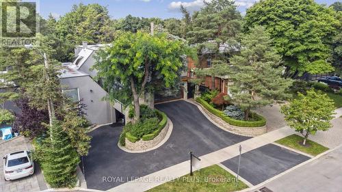 25 Janus Court, Toronto, ON - Outdoor