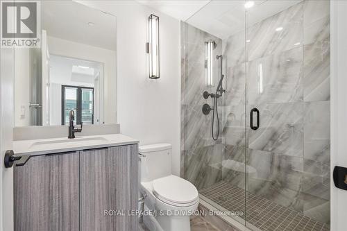 904 - 123 Portland Street, Toronto, ON - Indoor Photo Showing Bathroom