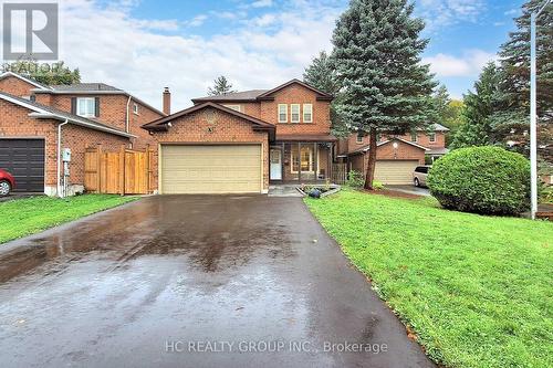 4 Teasdale Court, Aurora, ON - Outdoor With Facade