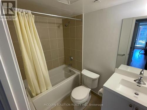 36 Via Bagnato, Toronto, ON - Indoor Photo Showing Bathroom