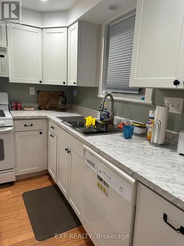 376 Elmwood Avenue, Fort Erie, ON - Indoor Photo Showing Kitchen