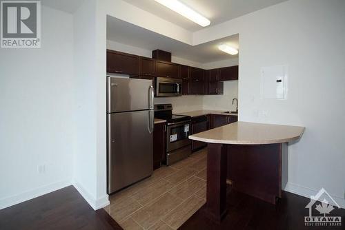 179 Metcalfe Street Unit#2303, Ottawa, ON - Indoor Photo Showing Kitchen With Stainless Steel Kitchen