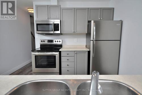 796 Coral Springs Lane, Midland, ON - Indoor Photo Showing Kitchen With Double Sink