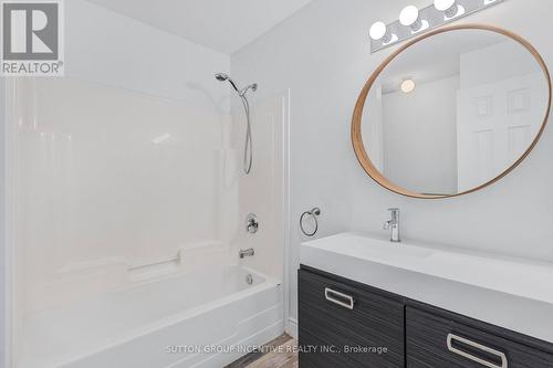 796 Coral Springs Lane, Midland, ON - Indoor Photo Showing Bathroom