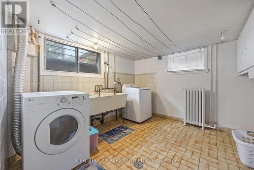 114 Rosemount Avenue, Toronto, ON - Indoor Photo Showing Laundry Room