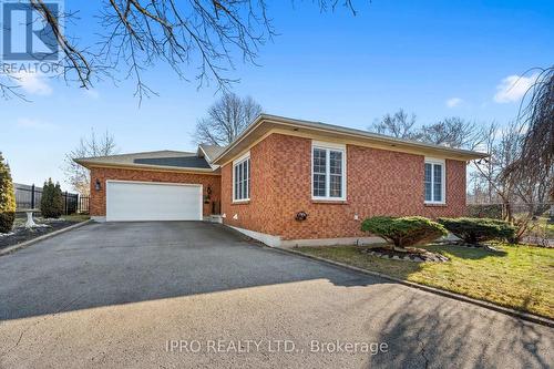 7000 Windsor Crescent, Niagara Falls, ON - Outdoor