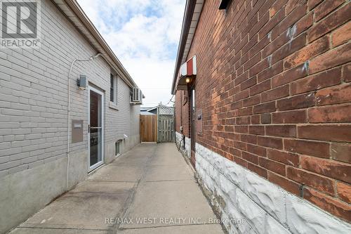 1098 Pape Avenue, Toronto, ON - Outdoor With Exterior