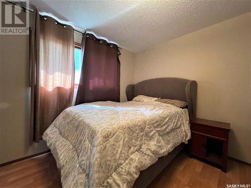 620 Hudson Street, Hudson Bay, SK - Indoor Photo Showing Bedroom