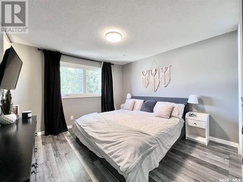 546 Highlands Terrace, Saskatoon, SK - Indoor Photo Showing Bedroom