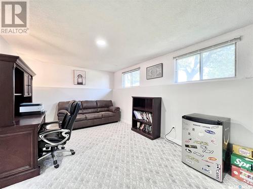 546 Highlands Terrace, Saskatoon, SK - Indoor