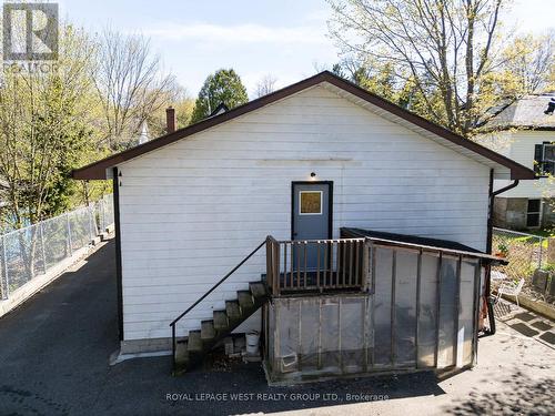 4 Cora Street E, Huntsville, ON - Outdoor With Exterior