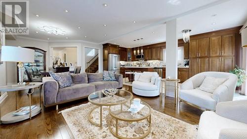 28 Preston Hill Crescent, Vaughan, ON - Indoor Photo Showing Living Room