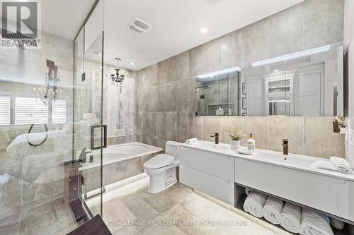 100 North Park Road, Vaughan, ON - Indoor Photo Showing Bathroom