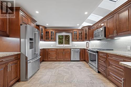 1273 Pelham Street, Pelham, ON - Indoor Photo Showing Kitchen