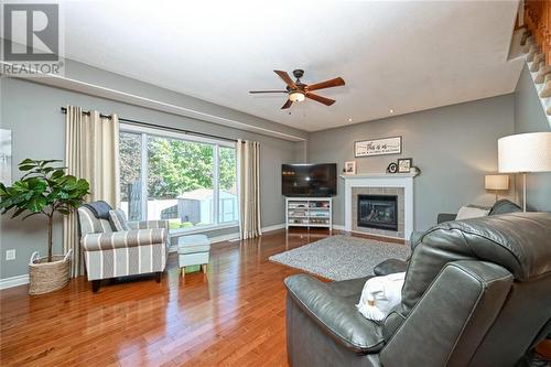 Bright living room with gas fireplace. - 86 Sinclair Avenue, Carleton Place, ON - Indoor Photo Showing Living Room With Fireplace