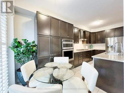 9464 Creditview Road, Brampton, ON - Indoor Photo Showing Kitchen With Upgraded Kitchen