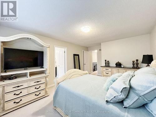 9464 Creditview Road, Brampton, ON - Indoor Photo Showing Bedroom