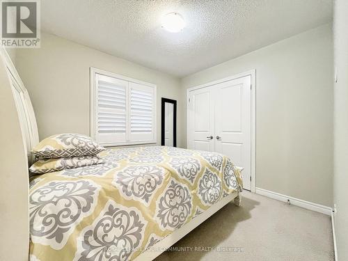 9464 Creditview Road, Brampton, ON - Indoor Photo Showing Bedroom