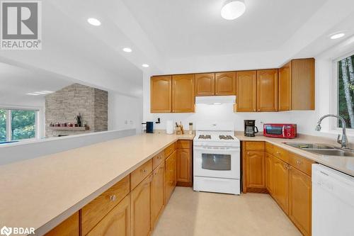 1018C Leisure Ln, Cloyne, ON - Indoor Photo Showing Kitchen With Double Sink