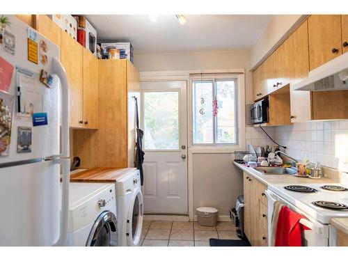 Kitchen - 6995 8E Avenue, Montréal (Villeray/Saint-Michel/Parc-Extension), QC - Indoor Photo Showing Laundry Room