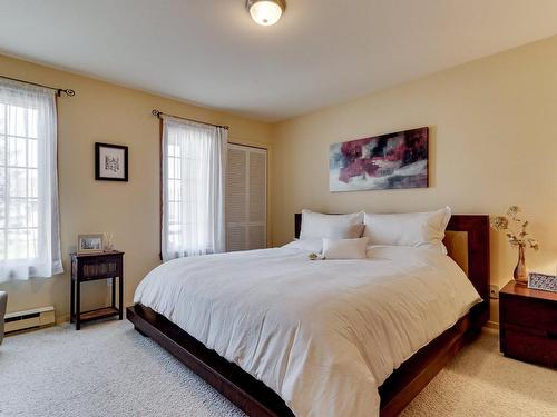 Master bedroom - 4600 Rue L'Écuyer, Laval (Chomedey), QC - Indoor Photo Showing Bedroom