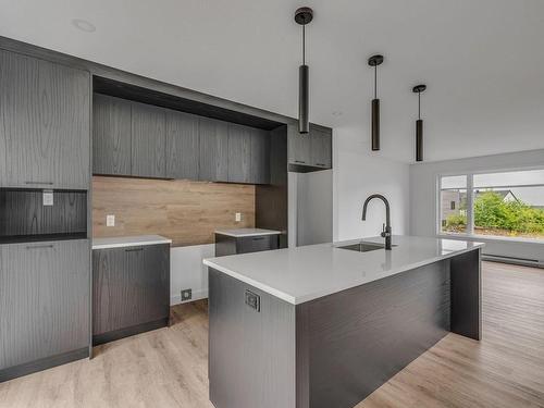 Cuisine - 6 Ch. John-Patrick-Payne, Stoneham-Et-Tewkesbury, QC - Indoor Photo Showing Kitchen With Upgraded Kitchen