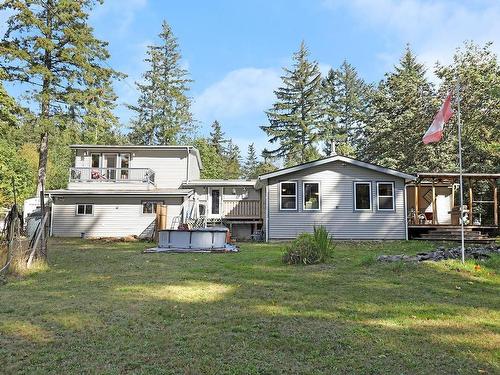 5321 & 5329 Langlois Rd, Courtenay, BC 