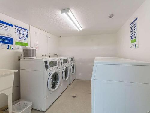 505-4720 Uplands Dr, Nanaimo, BC - Indoor Photo Showing Laundry Room