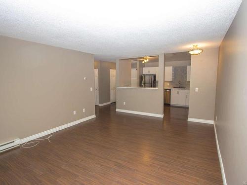 505-4720 Uplands Dr, Nanaimo, BC - Indoor Photo Showing Other Room