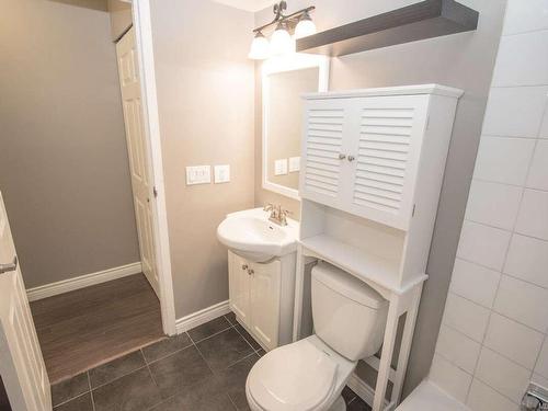 505-4720 Uplands Dr, Nanaimo, BC - Indoor Photo Showing Bathroom