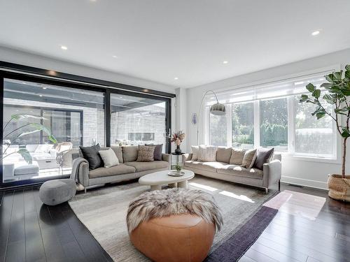 Salon - 218 Rue Oakridge, Baie-D'Urfé, QC - Indoor Photo Showing Living Room