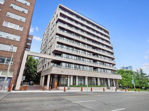 304-285 Avenue Rd, Toronto, ON - Outdoor With Facade