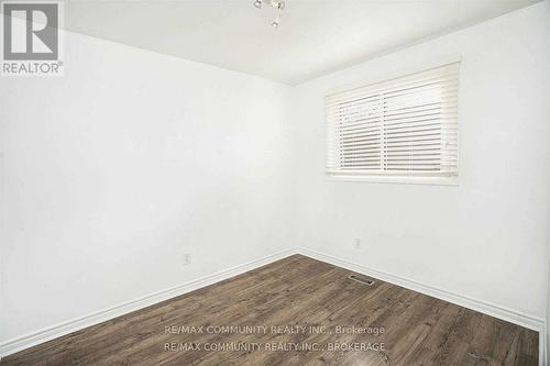 7020 Jill Drive, Niagara Falls, ON - Indoor Photo Showing Other Room