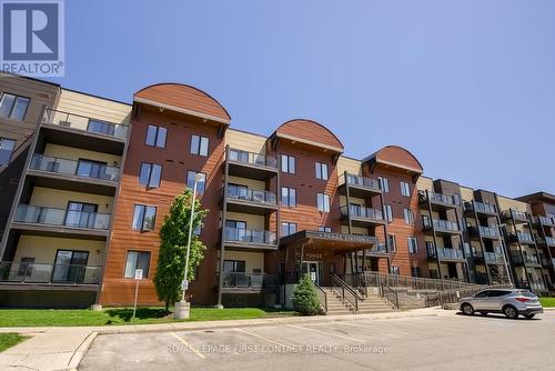 101 - 720 Yonge Street, Barrie, ON - Outdoor With Facade