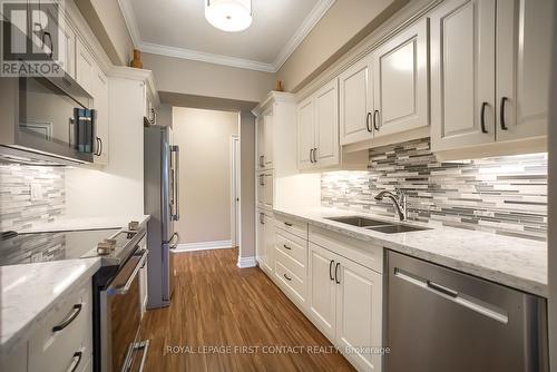 101 - 720 Yonge Street, Barrie, ON - Indoor Photo Showing Kitchen With Double Sink With Upgraded Kitchen