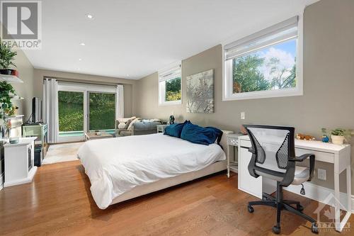 11 Chase Court, Ottawa, ON - Indoor Photo Showing Bedroom