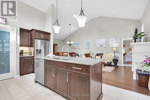 190 Emery Street, Central Elgin (Port Stanley), ON - Indoor Photo Showing Kitchen With Stainless Steel Kitchen