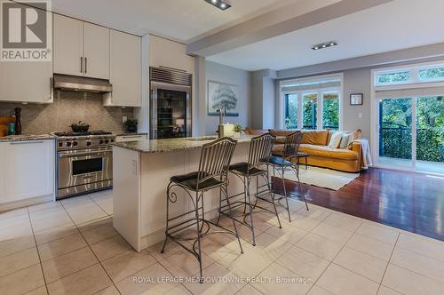 29 Premium Way, Mississauga, ON - Indoor Photo Showing Kitchen