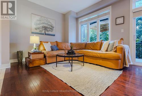 29 Premium Way, Mississauga, ON - Indoor Photo Showing Living Room