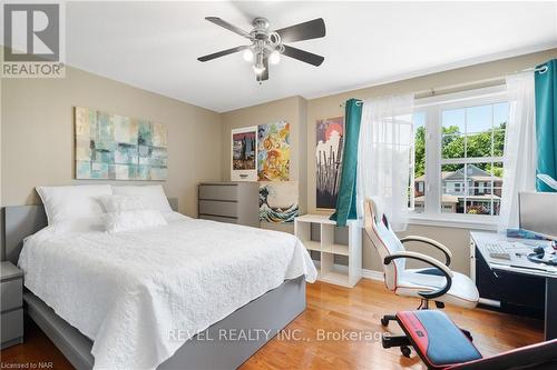 6500 St Michael Avenue, Niagara Falls, ON - Indoor Photo Showing Bedroom