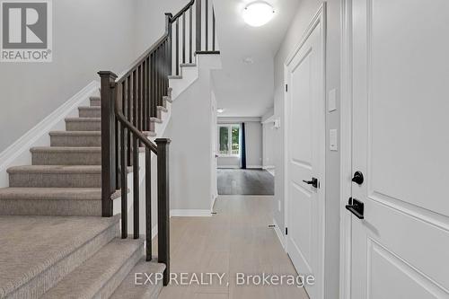 15 Laurent Avenue, Welland, ON - Indoor Photo Showing Other Room